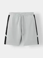 Quần Short Nam Casual Can Phối In Chữ Slimfit QSC25002