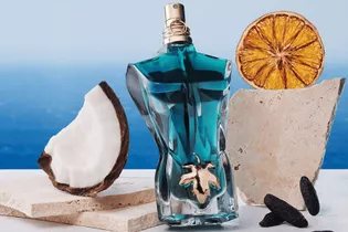 Top 10+ hương nước hoa mùa Hè nhẹ mát, lưu hương mới nhất 2026